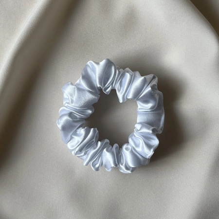 mini-gumka-do-wlosow-biel-bomoye-satyna-1.jpg