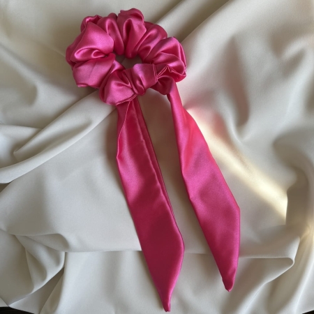 Intensywnie różowa gumka do włosów z wstążką BOMOYE