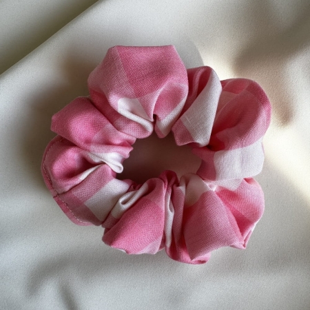 Różowa gumka w krate BOMOYE