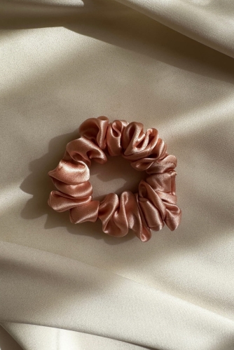 Przejdź do produktu Mini jedwabna gumka | PEACH