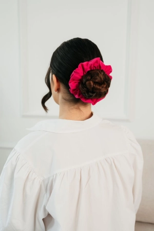intensywnie różowa gumka do włosów z bawełny, bawełniana scrunchie róż