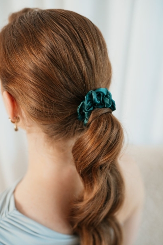 Przejdź do produktu Mini scrunchie | CIEMNA ZIELEŃ